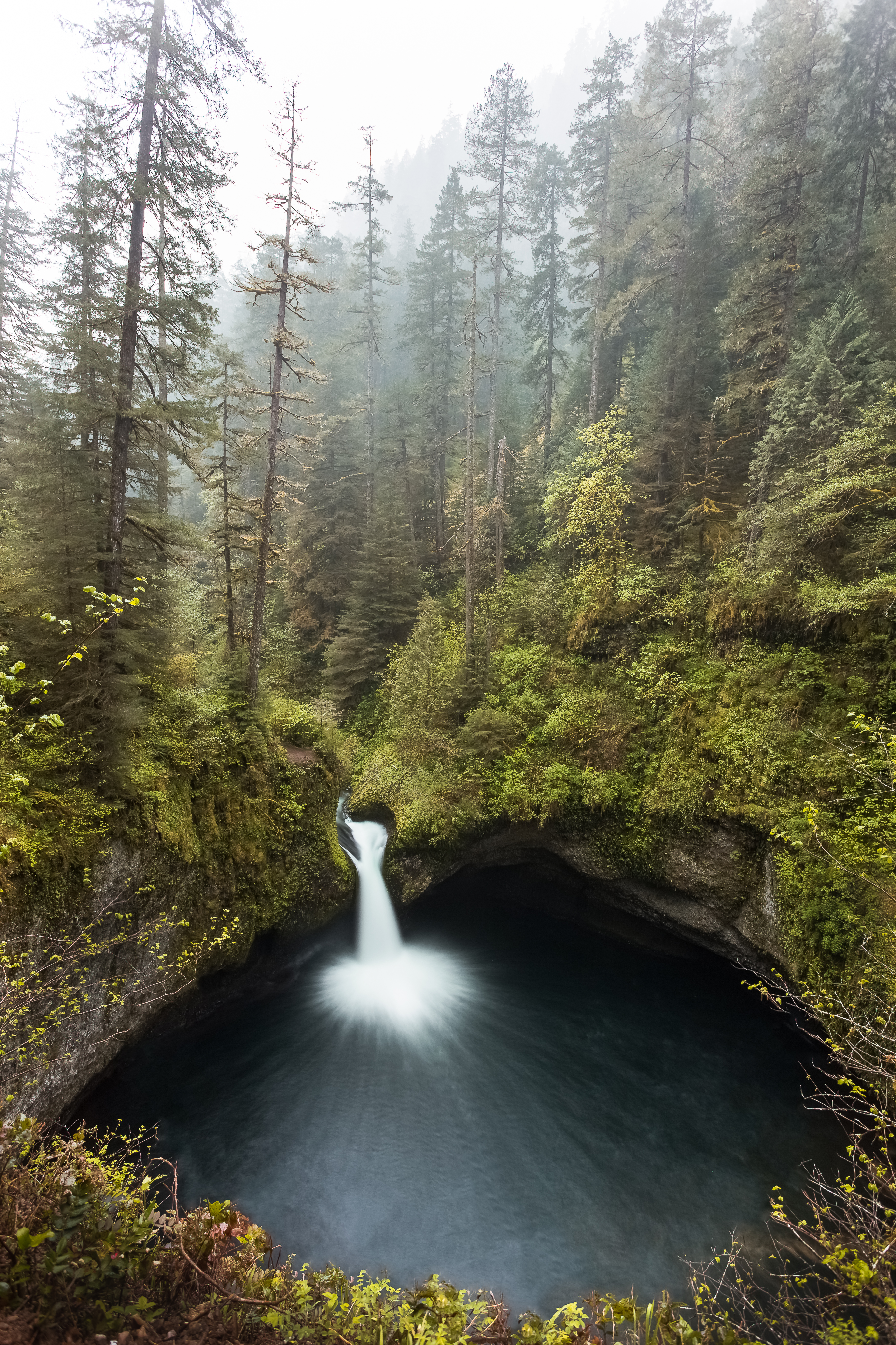 Punch Bowl Falls