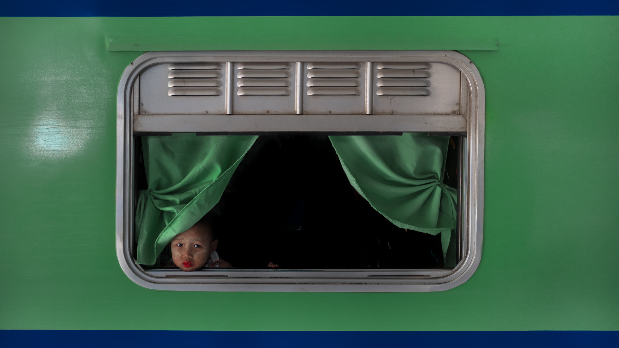 Green | အစိမ်းရောင်