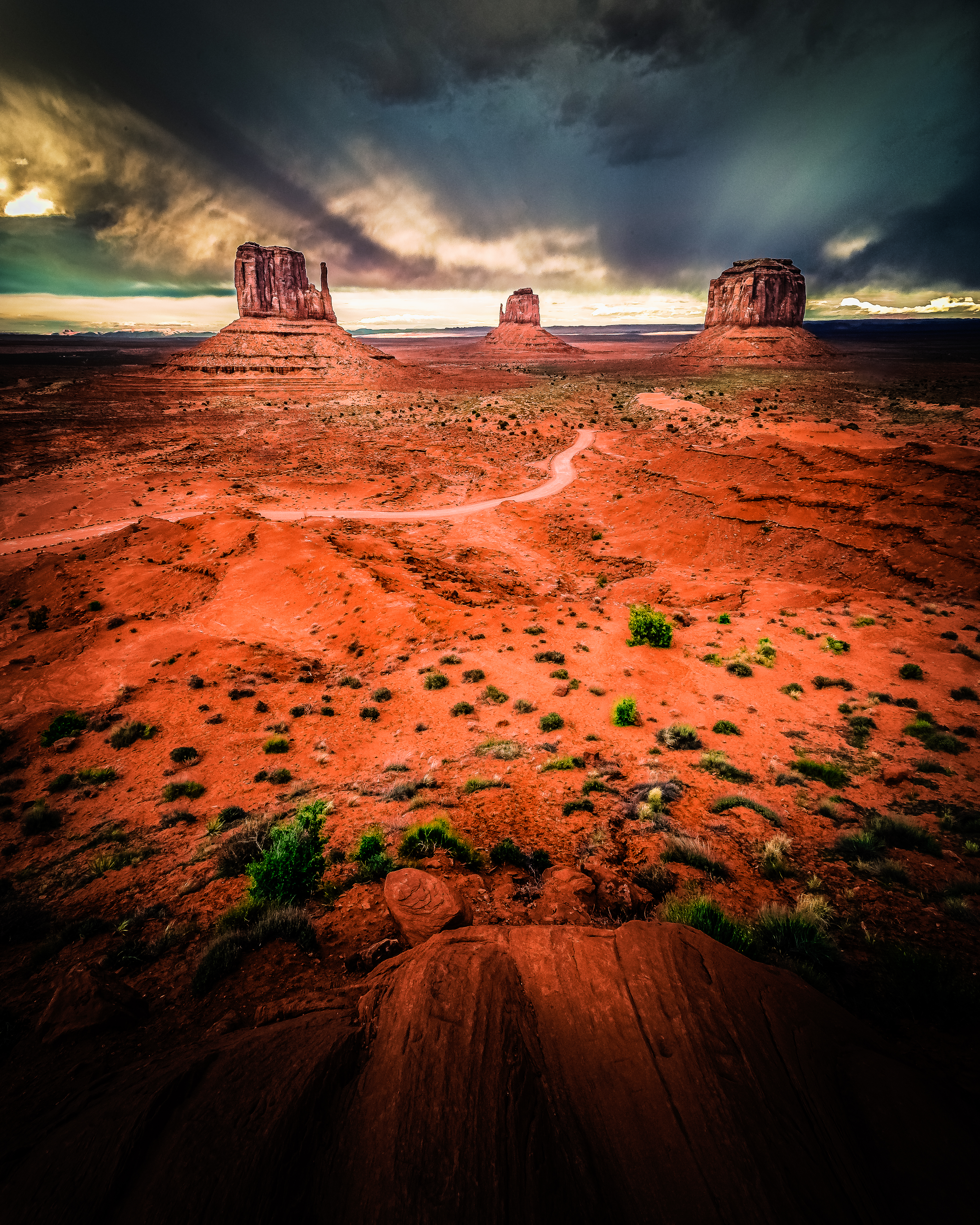 Monument Valley (Landmark Series #4)